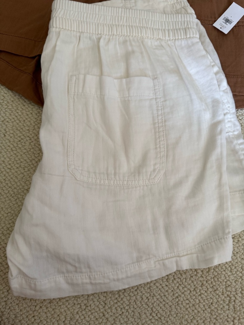 NWT! Old Navy Elastic Waist Shorts - Picture 2 of 5
